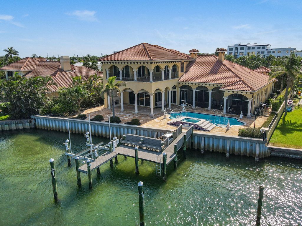 Photo of 19709 Harbor Road N, Jupiter, FL 33469 (MLS # R10920311)