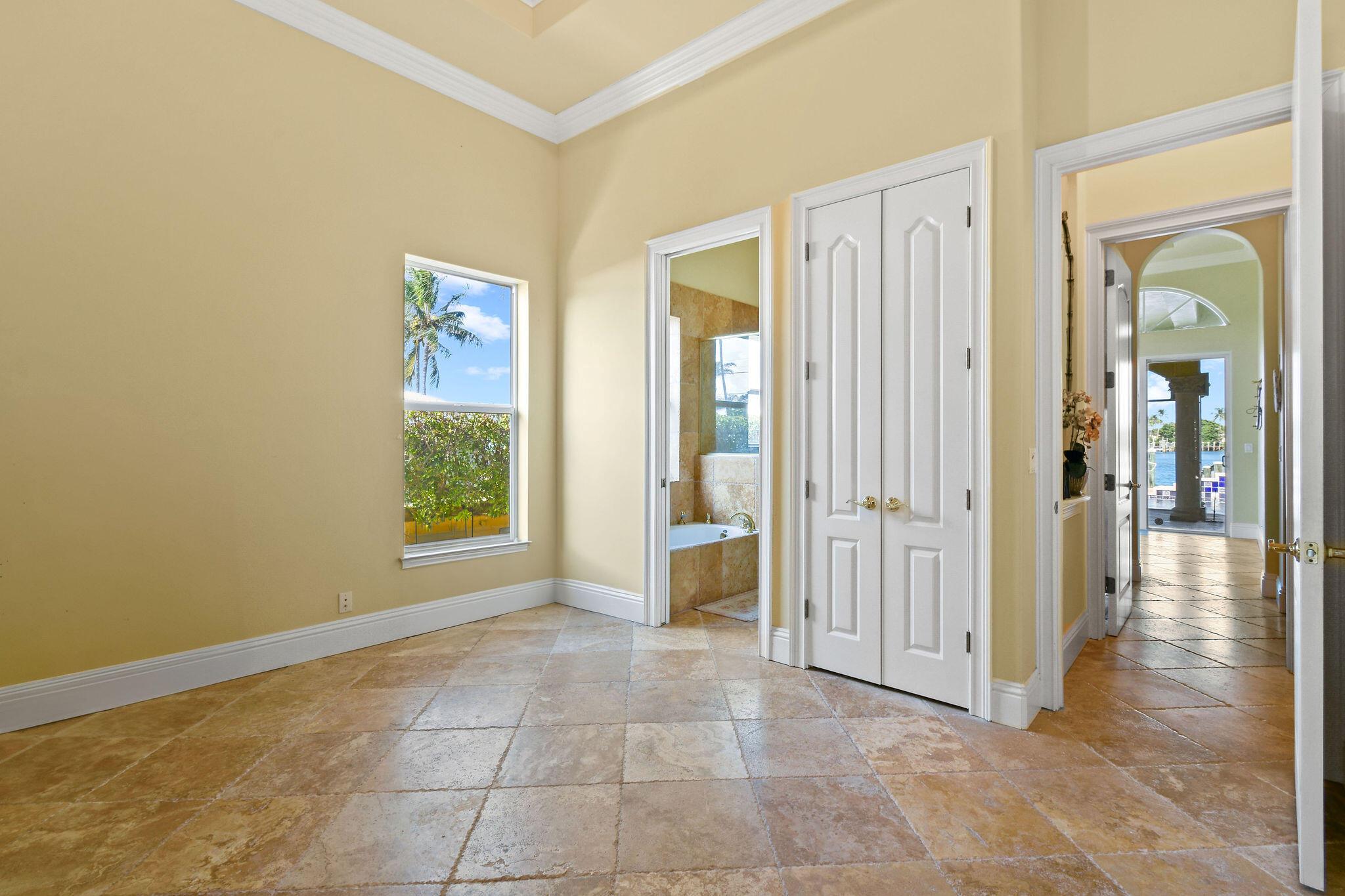 JUPITER HEIGHTS - Residential