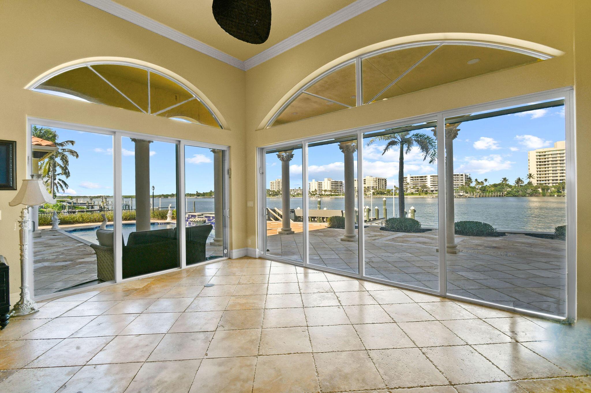 JUPITER HEIGHTS - Residential