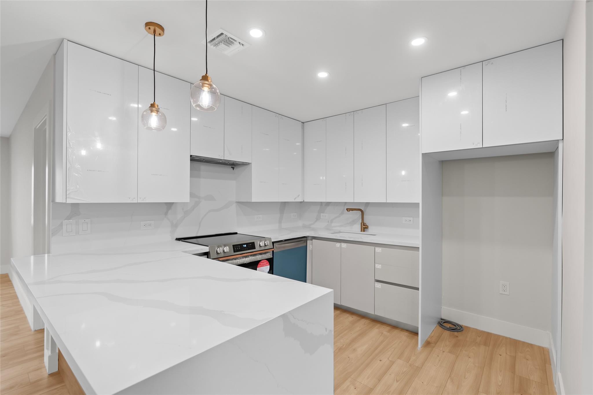 Sunset Isles Sec 4 49-45 - Residential