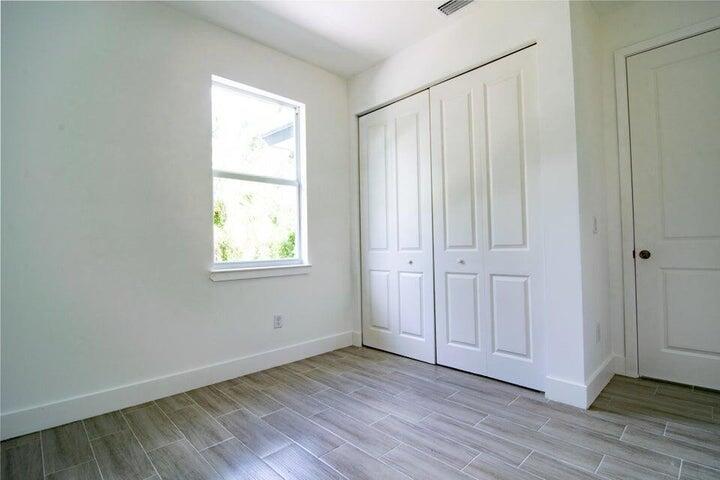 ROTONDA PEBBLE BEACH - Residential Income