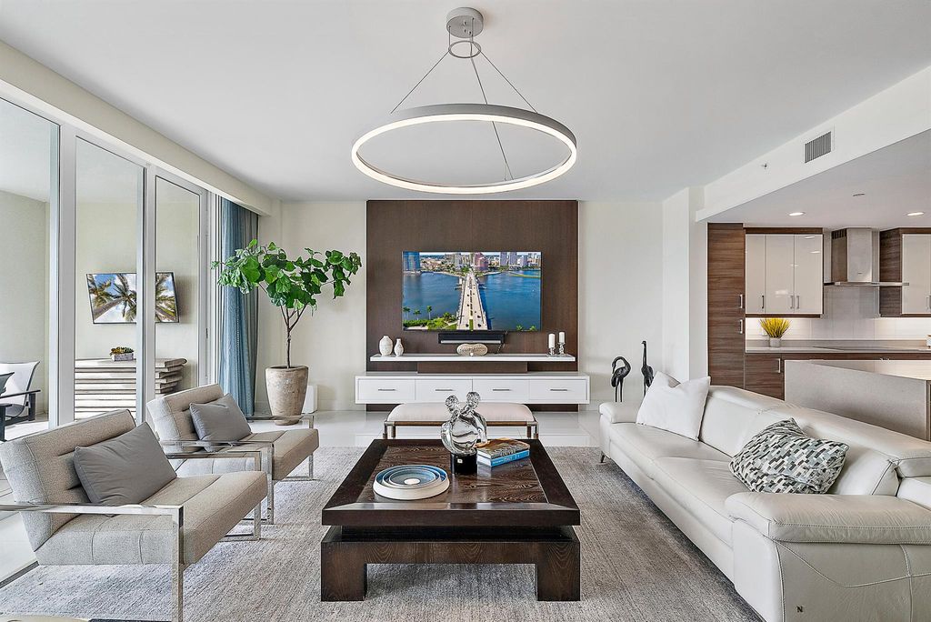 Photo of 2700 Donald Ross Road #306, Palm Beach Gardens, FL 33410 (MLS # R11144872)