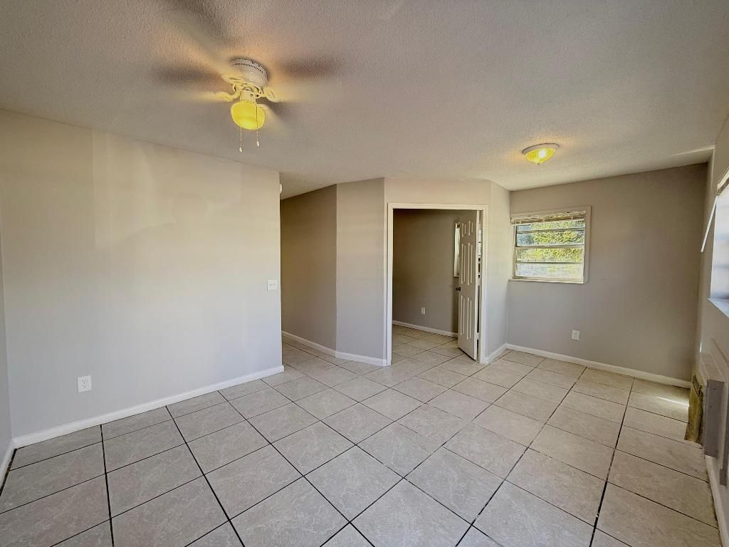 Photo of 920 S K Street #25, Lake Worth Beach, FL 33460 (MLS # R11157615)