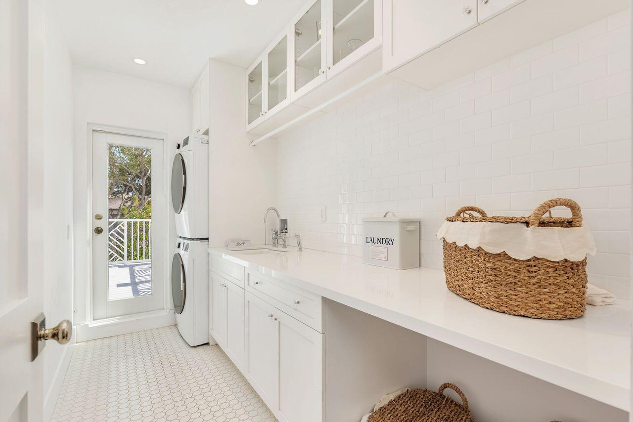 ESTATES OF SOUTH PALM BEACH - Residential