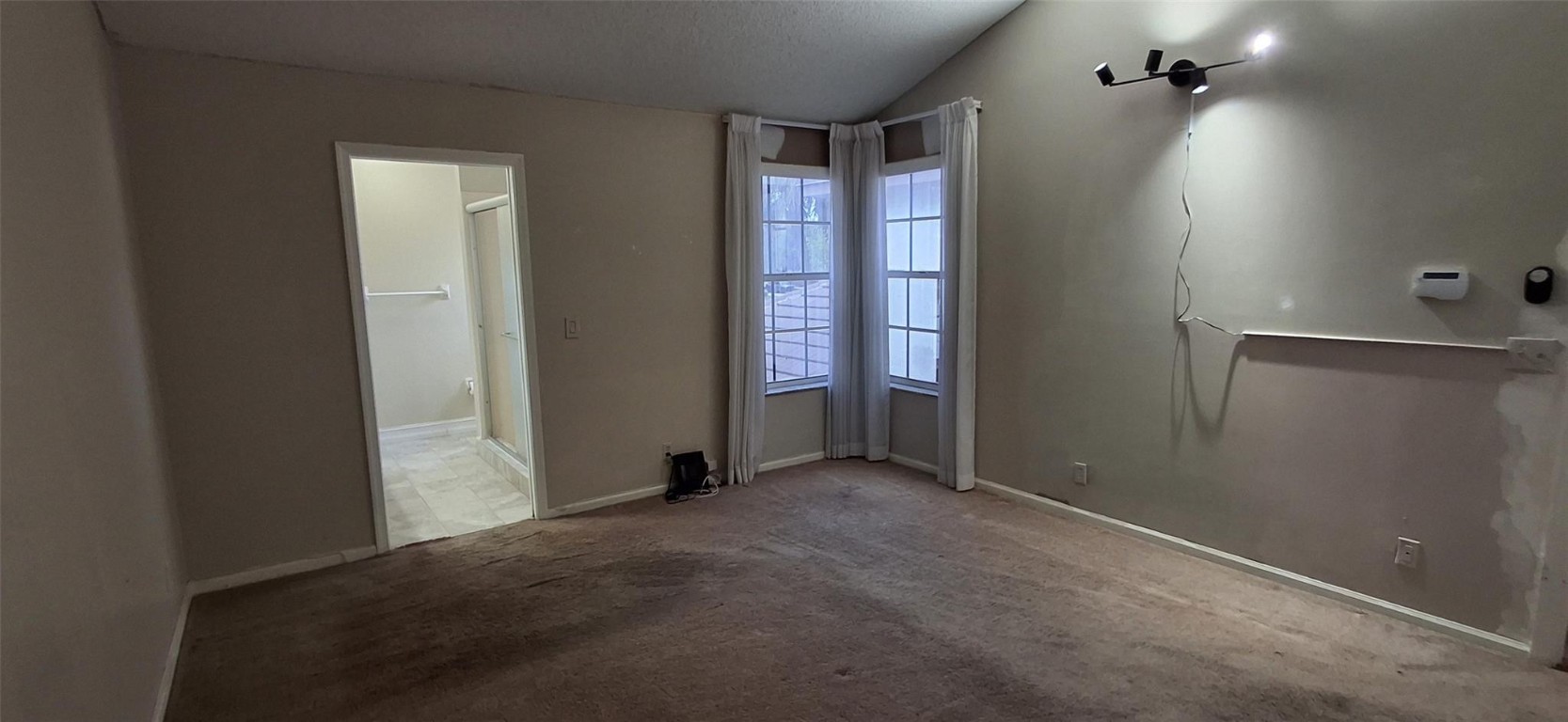 Eagles Nest - Residential