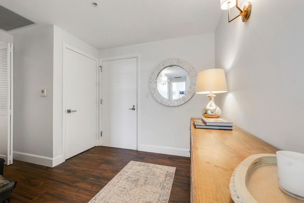 Photo of 550 Okeechobee Boulevard #622, West Palm Beach, FL 33401 (MLS # B26006527)