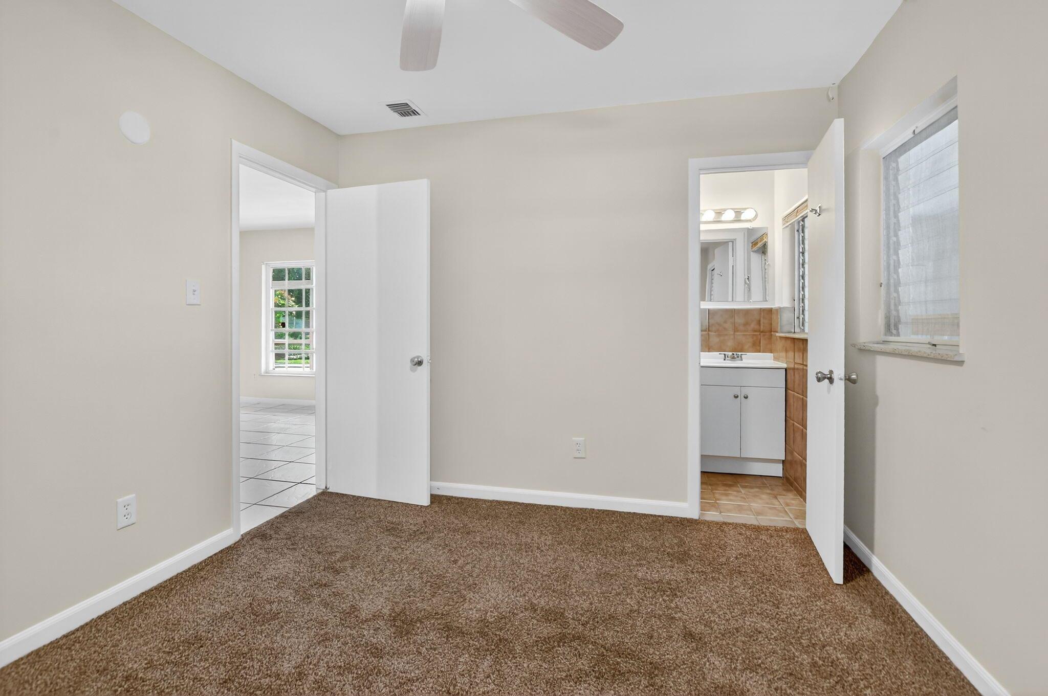 University Park Country C - Residential