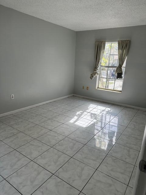 VILLA DEL TRIO - Residential