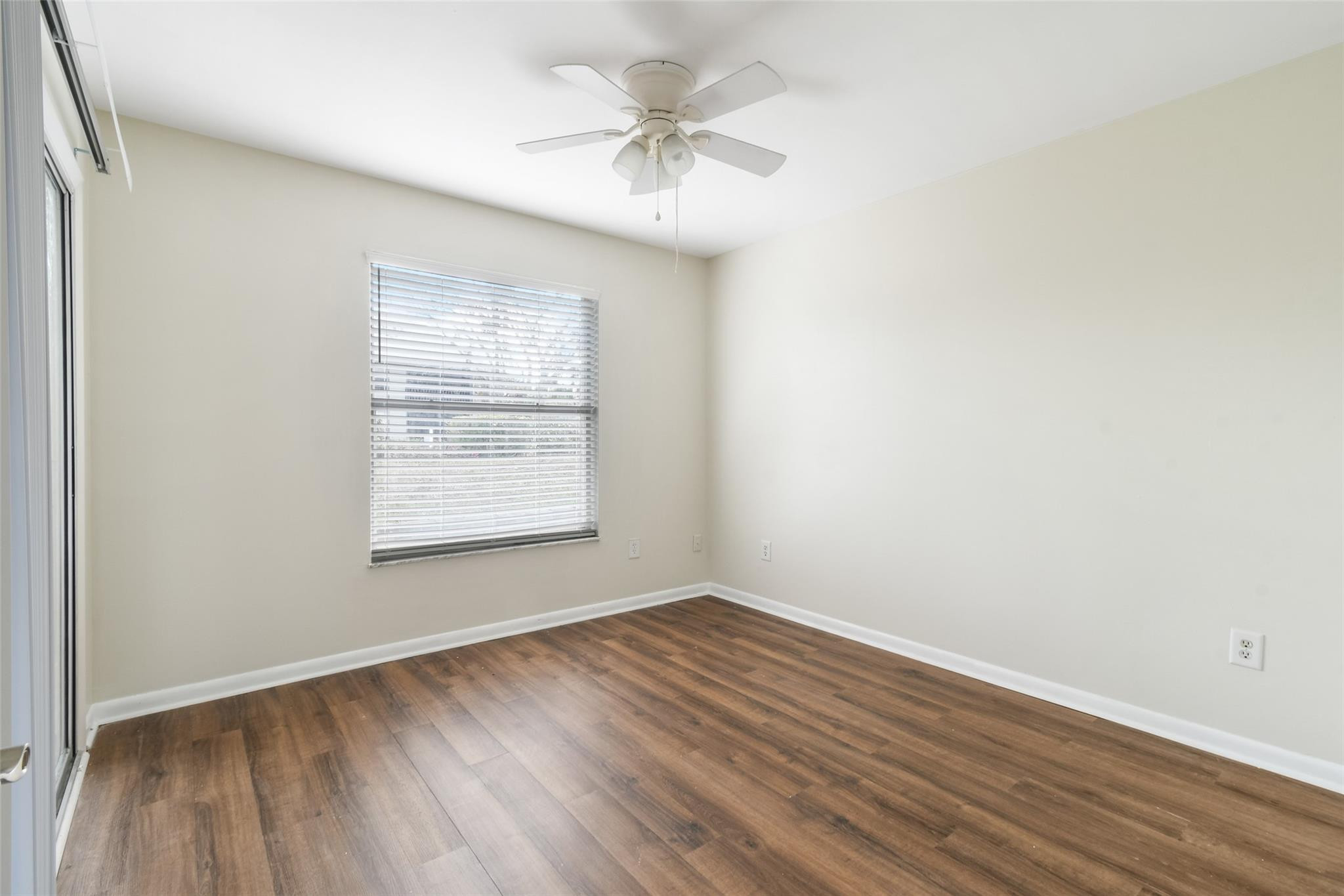 PINECROFT CONDO ALL PH - Residential