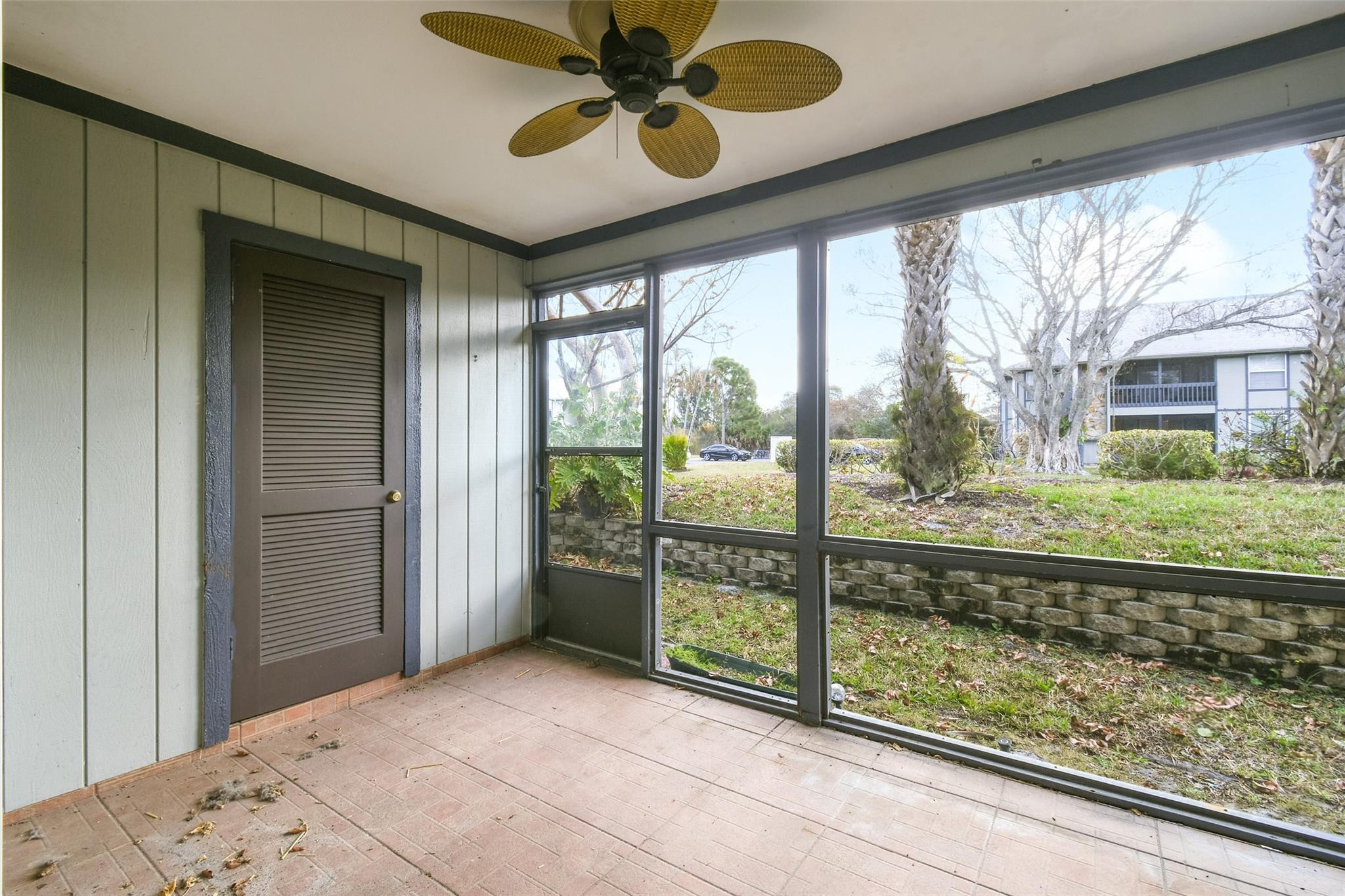 PINECROFT CONDO ALL PH - Residential