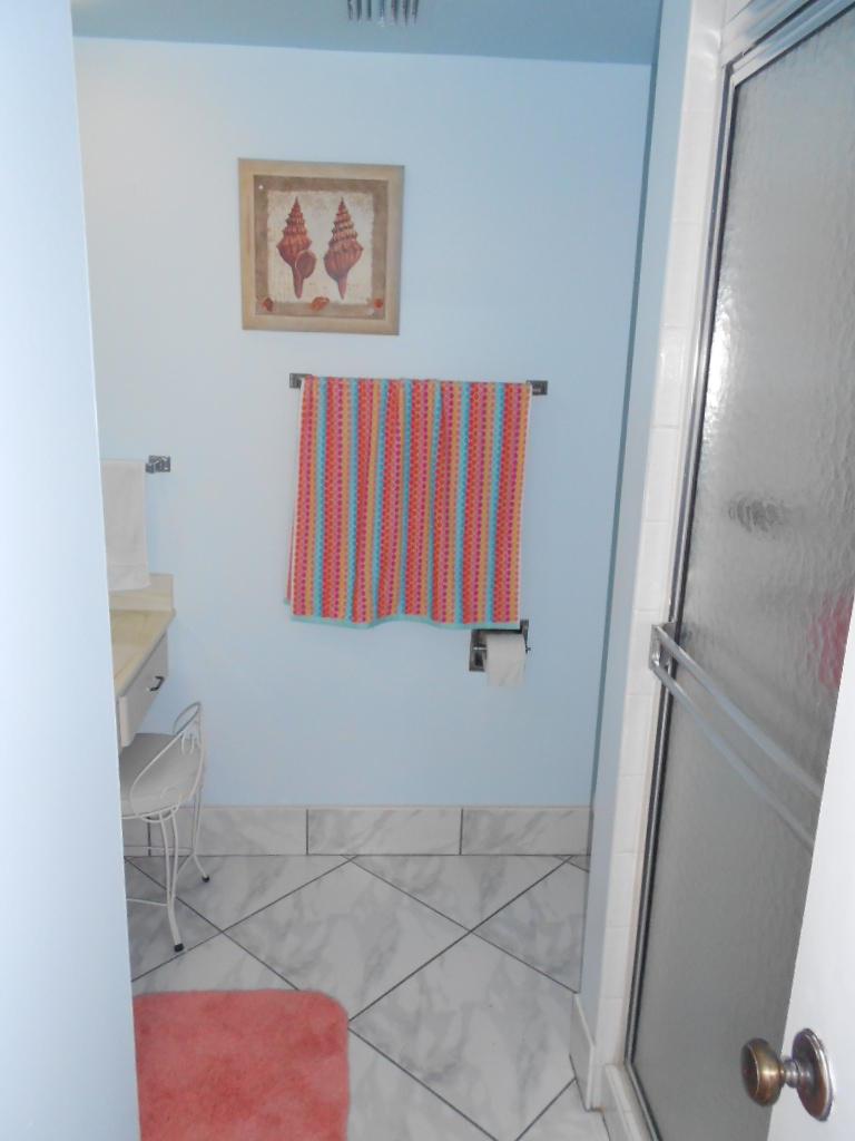 PHOENIX TOWERS CONDO - Residential Lease