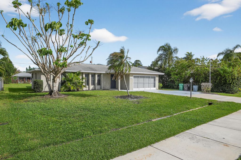 Photo of 2649 SE Grand Drive, Port Saint Lucie, FL 34952 (MLS # B26009740)