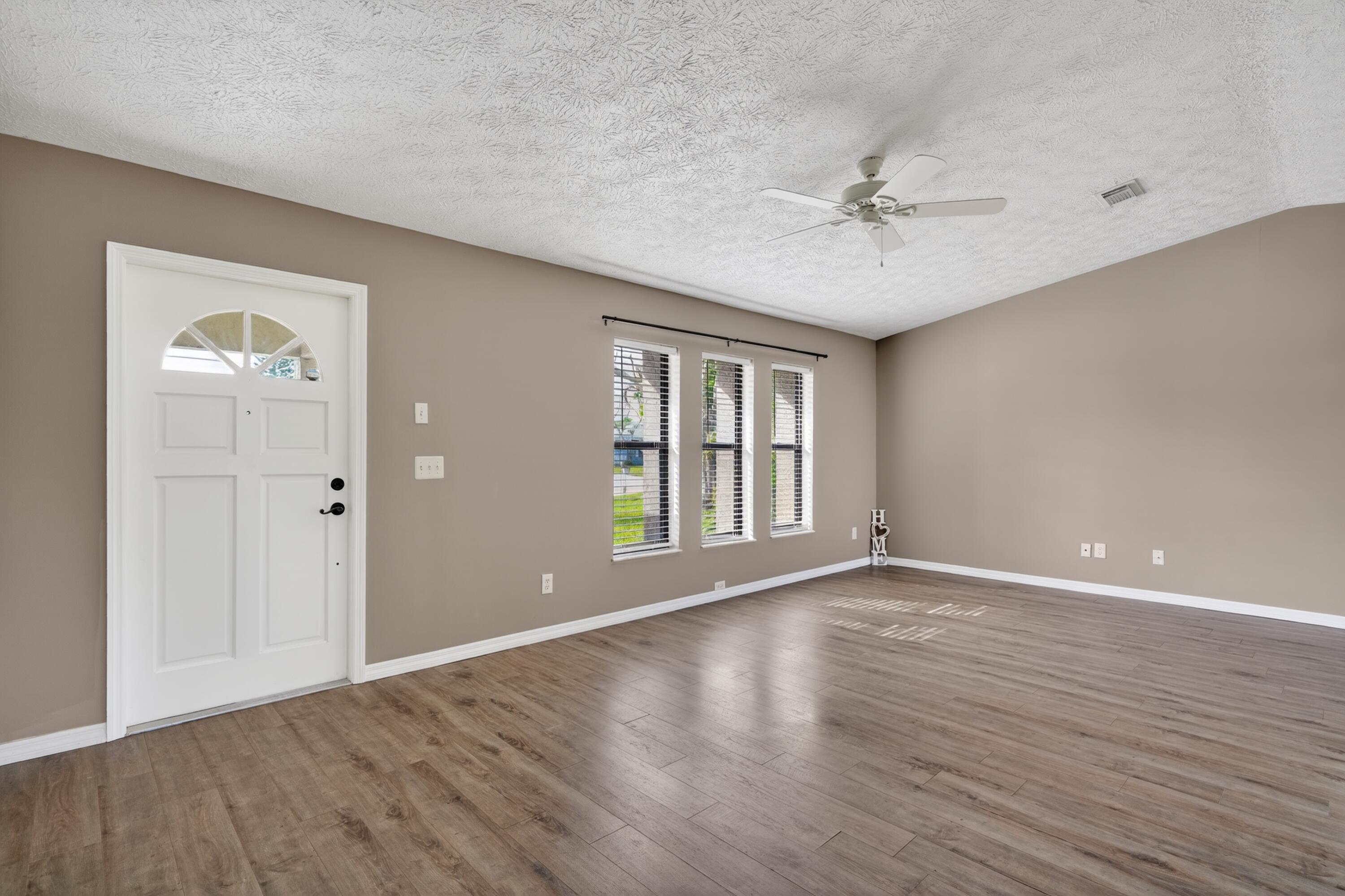 PORT ST LUCIE SECTION 29 - Residential