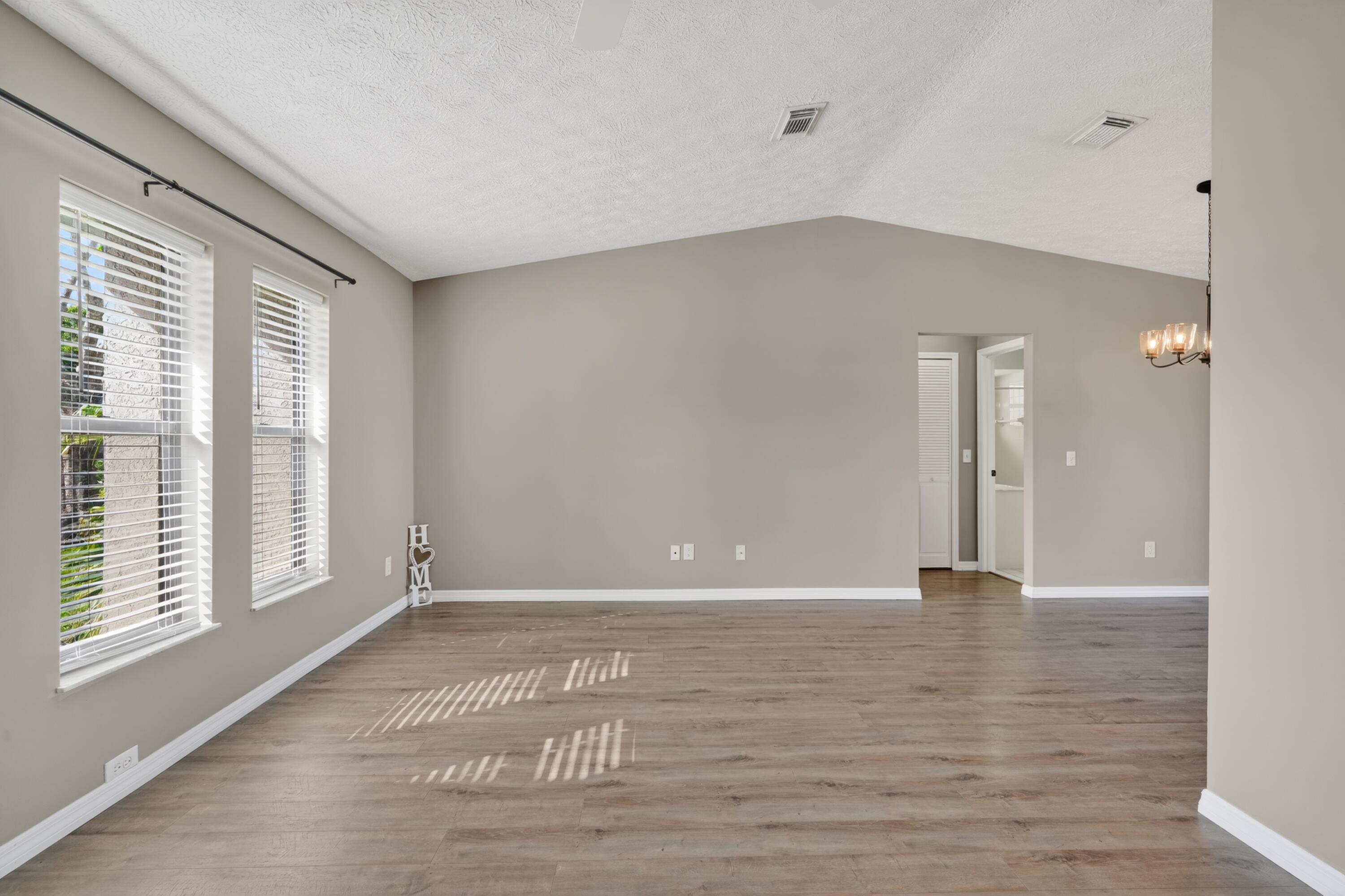 PORT ST LUCIE SECTION 29 - Residential