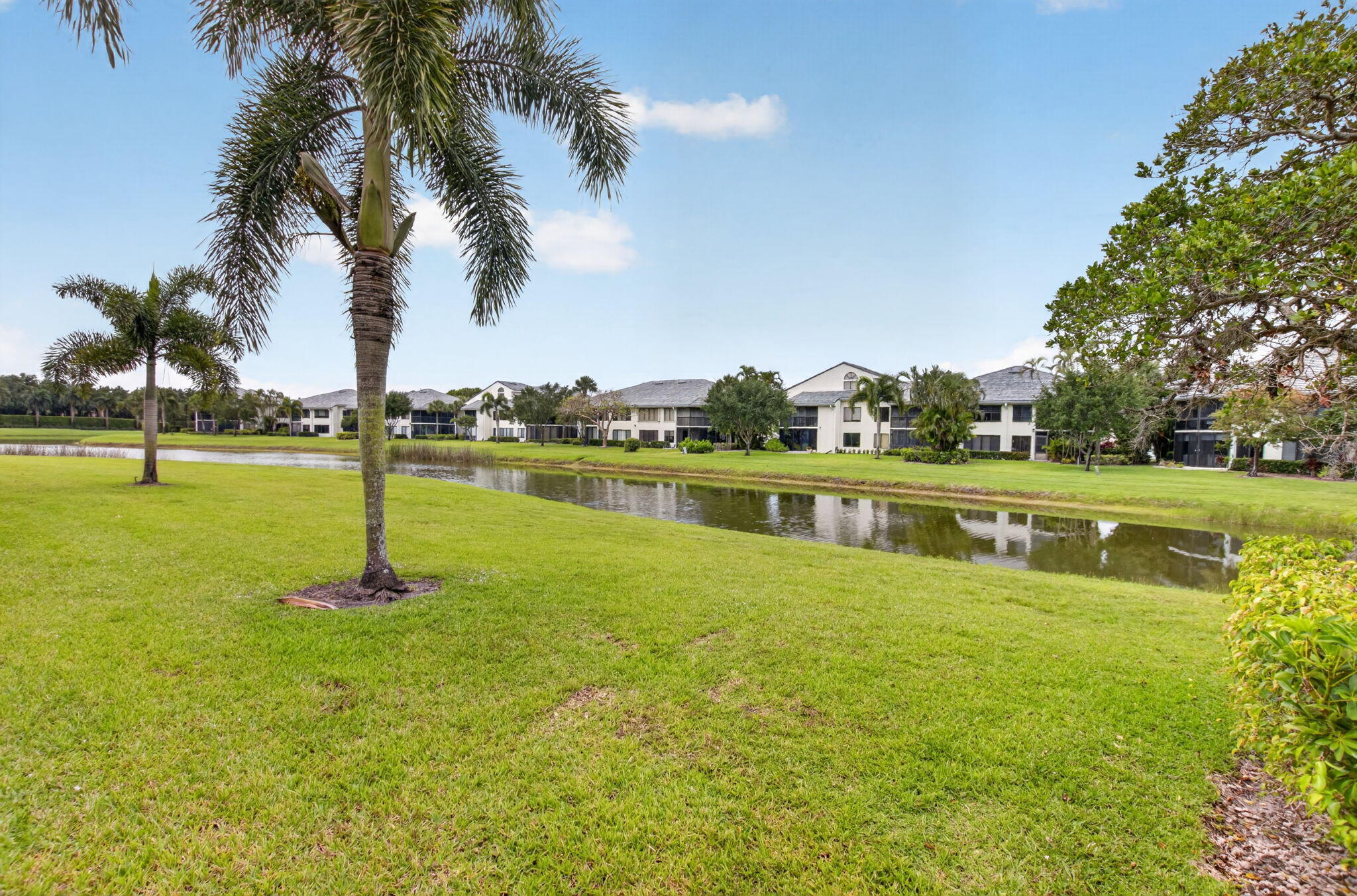 GLENEAGLES CONDO IV - Residential