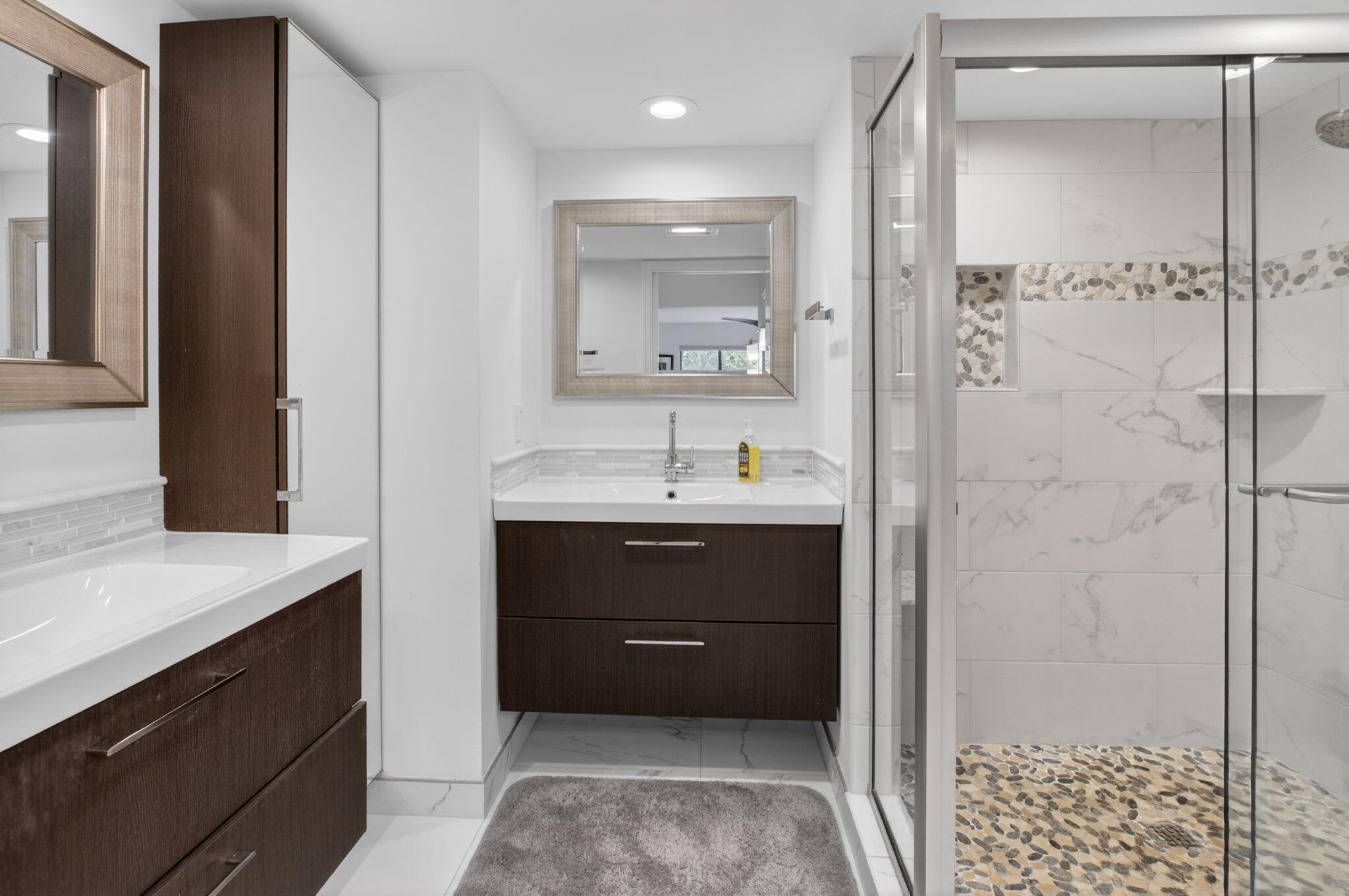 GLENEAGLES CONDO IV - Residential
