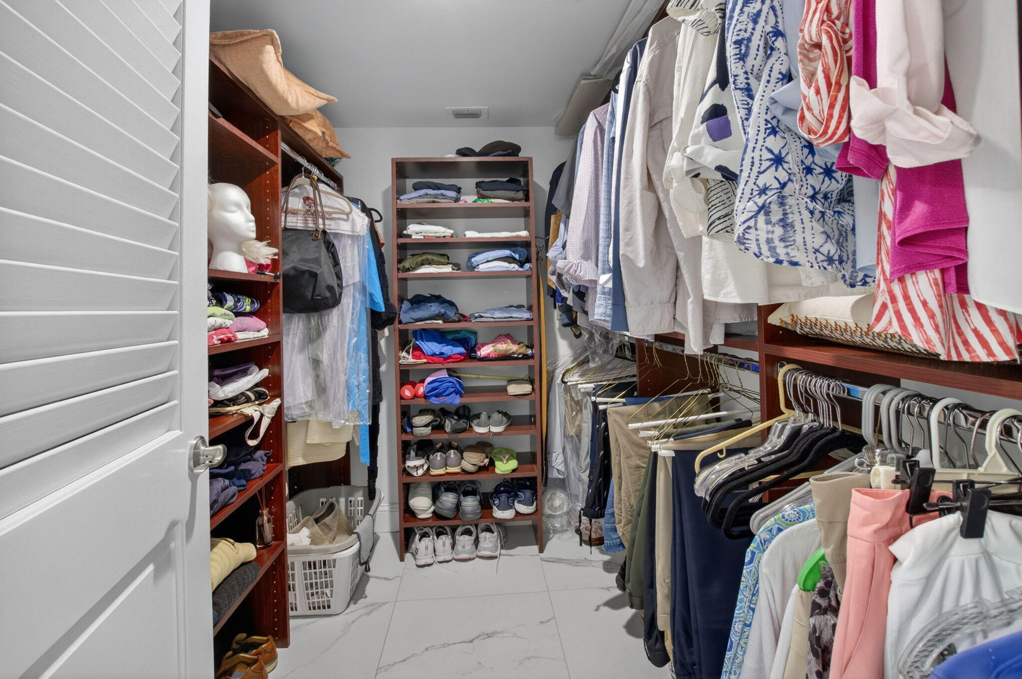 GLENEAGLES CONDO IV - Residential