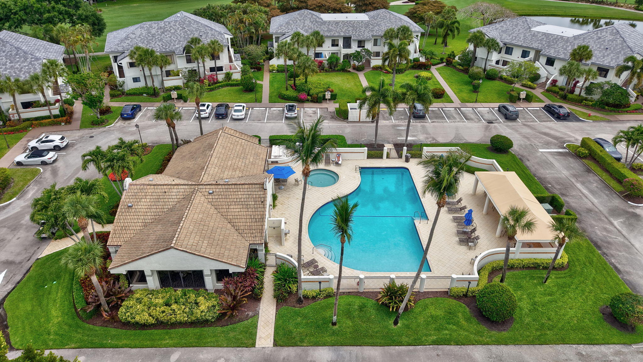 GLENEAGLES CONDO IV - Residential