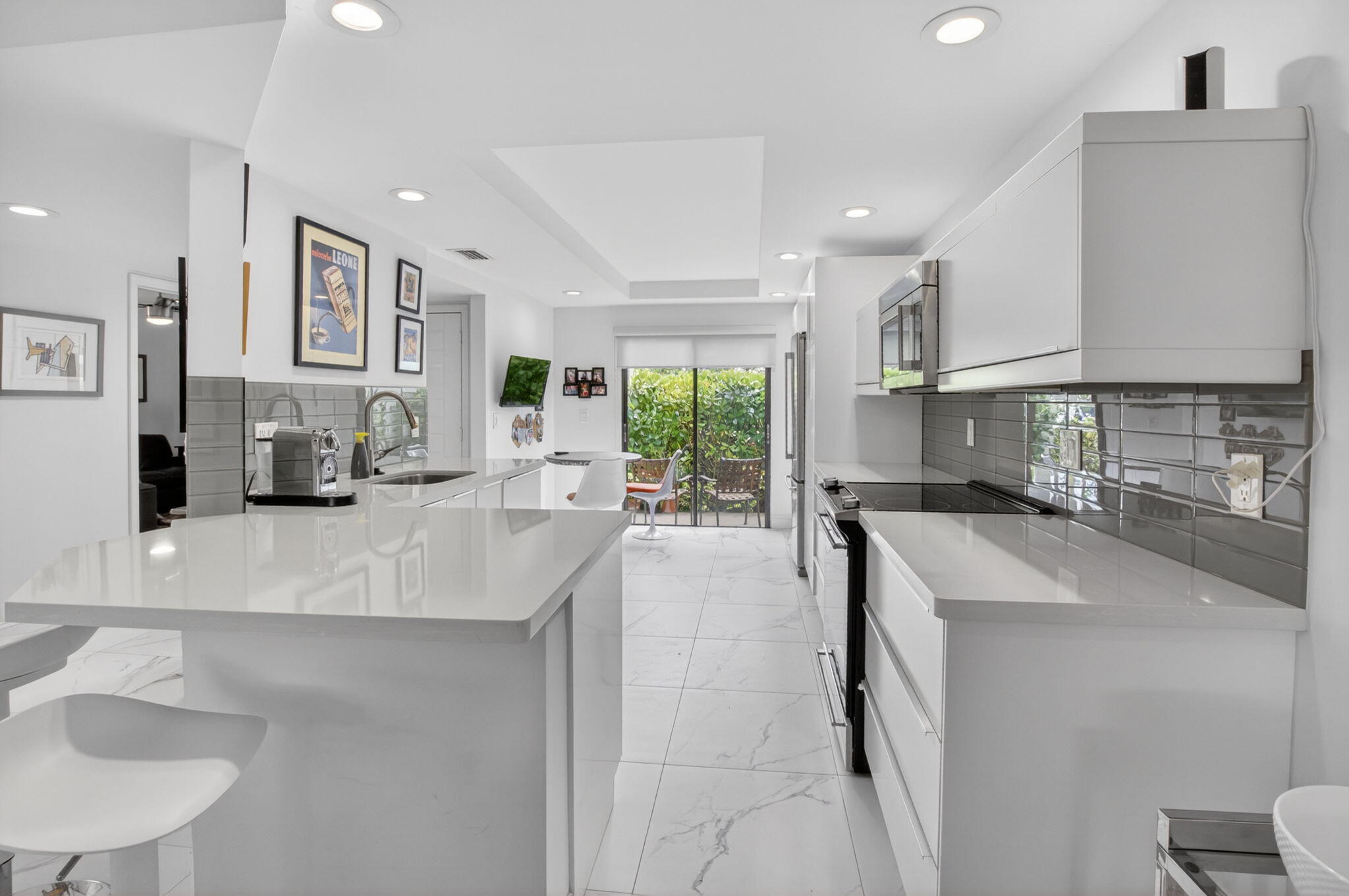 GLENEAGLES CONDO IV - Residential