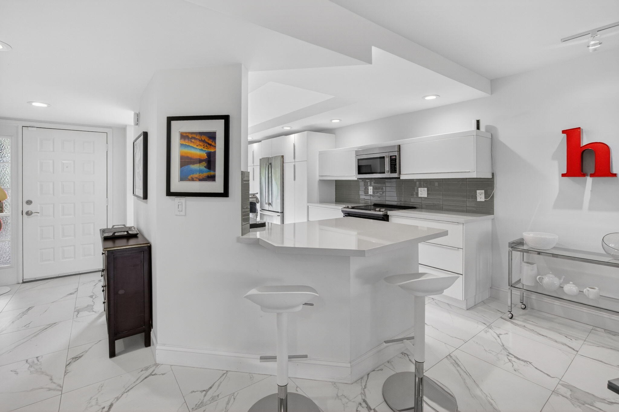 GLENEAGLES CONDO IV - Residential