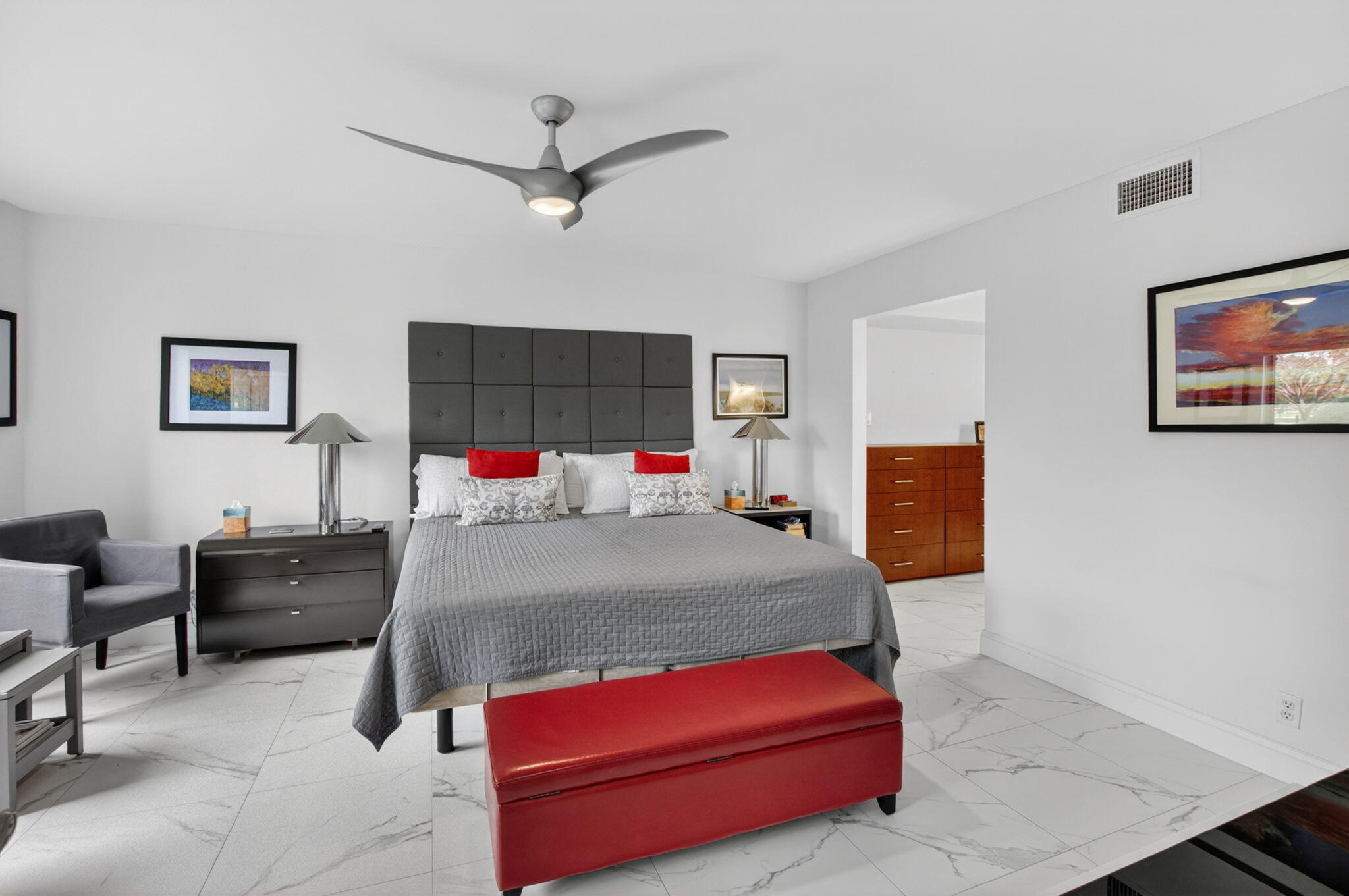 GLENEAGLES CONDO IV - Residential