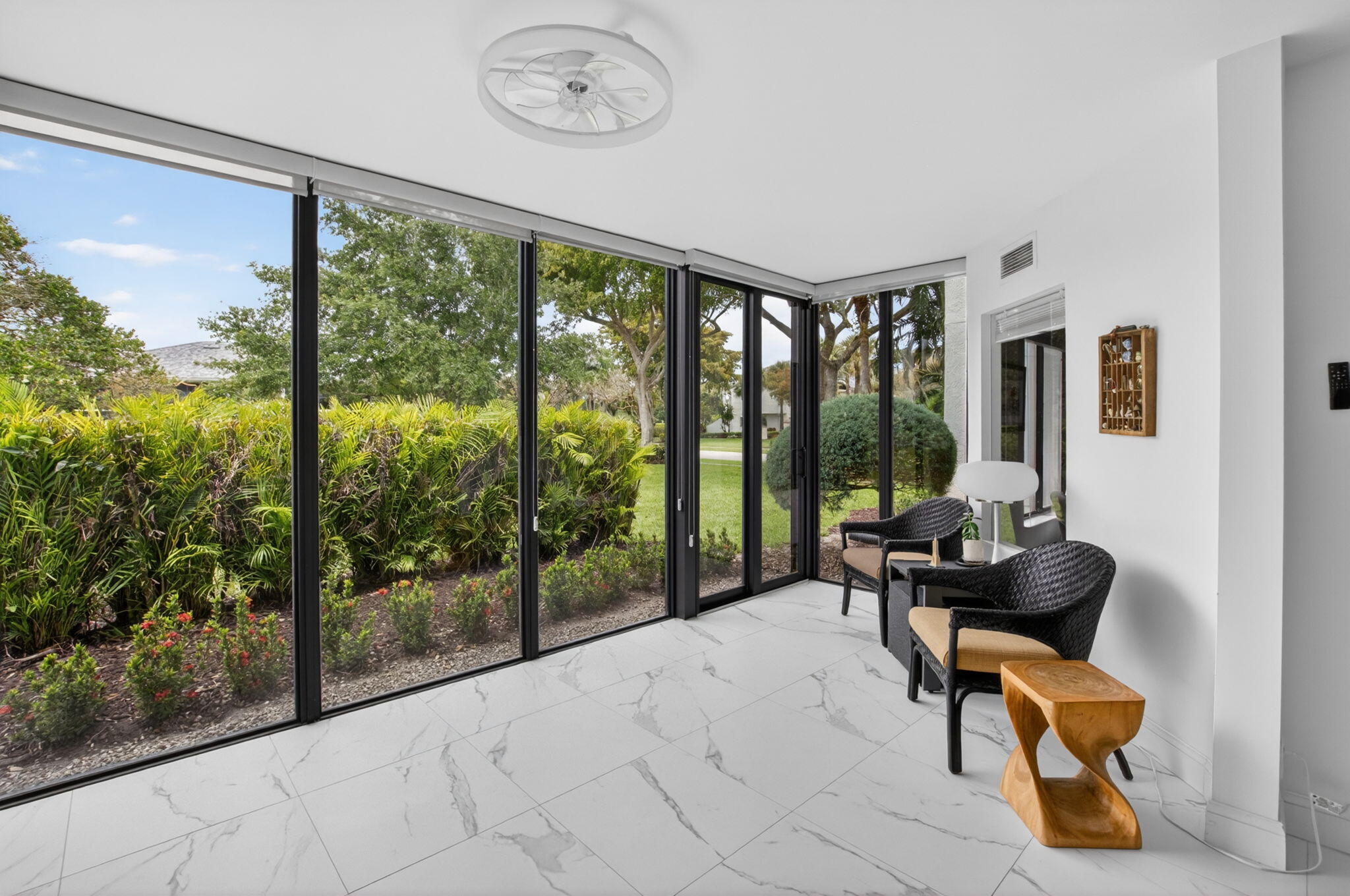 GLENEAGLES CONDO IV - Residential