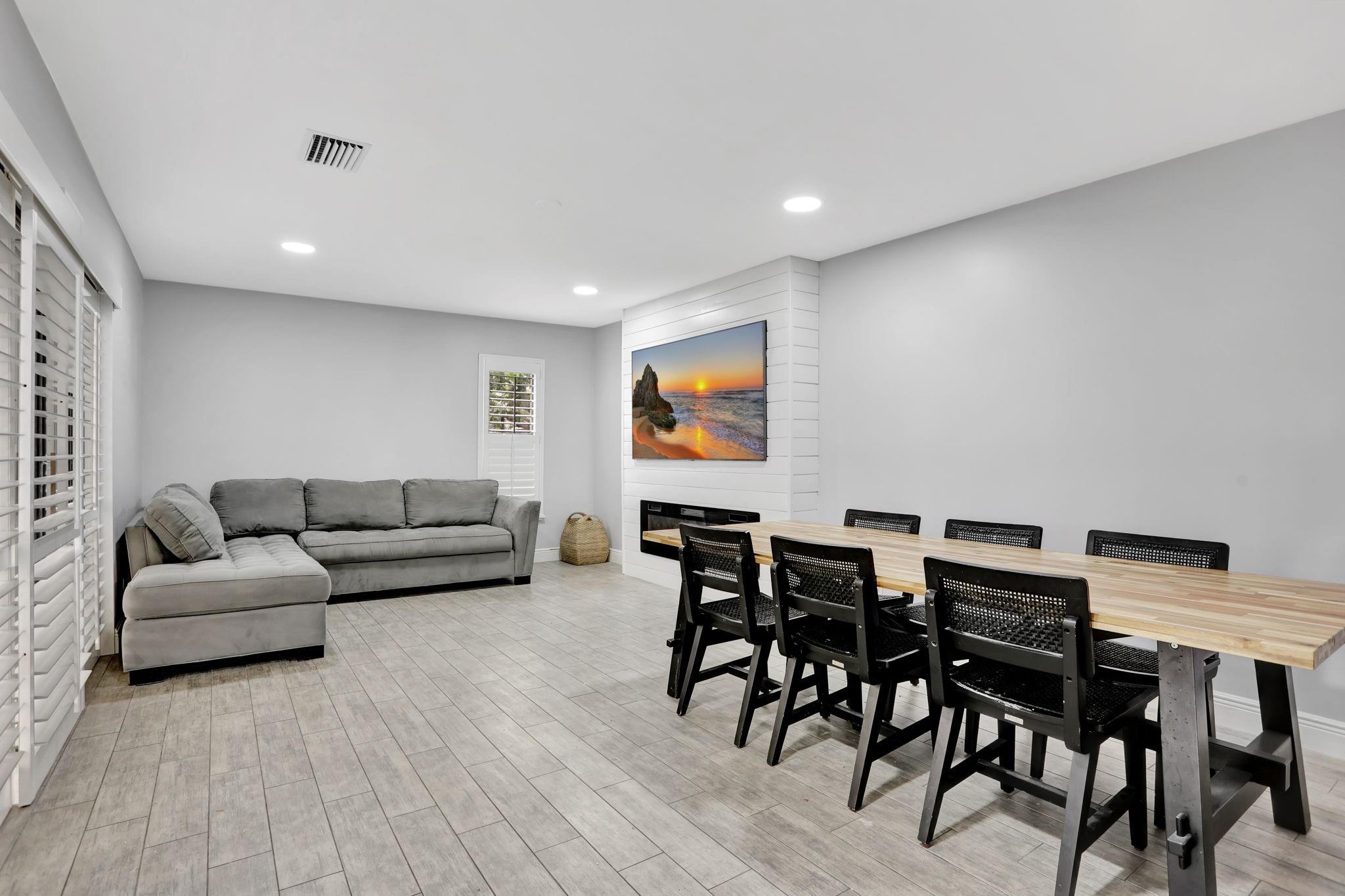 3597 Cocoplum Cir 3499