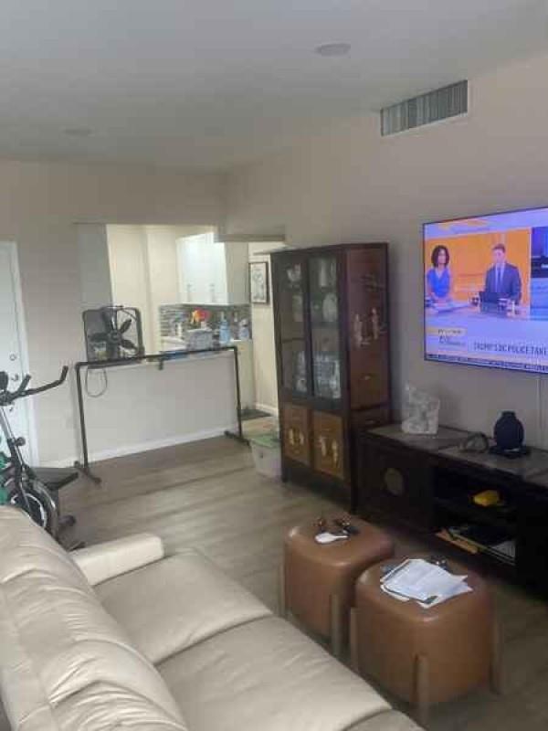 View photos, virtual tours, details... 11111 Biscayne Blvd 1H