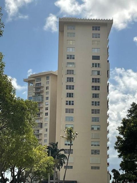 11111 Biscayne Blvd 1H Miami FL 33181