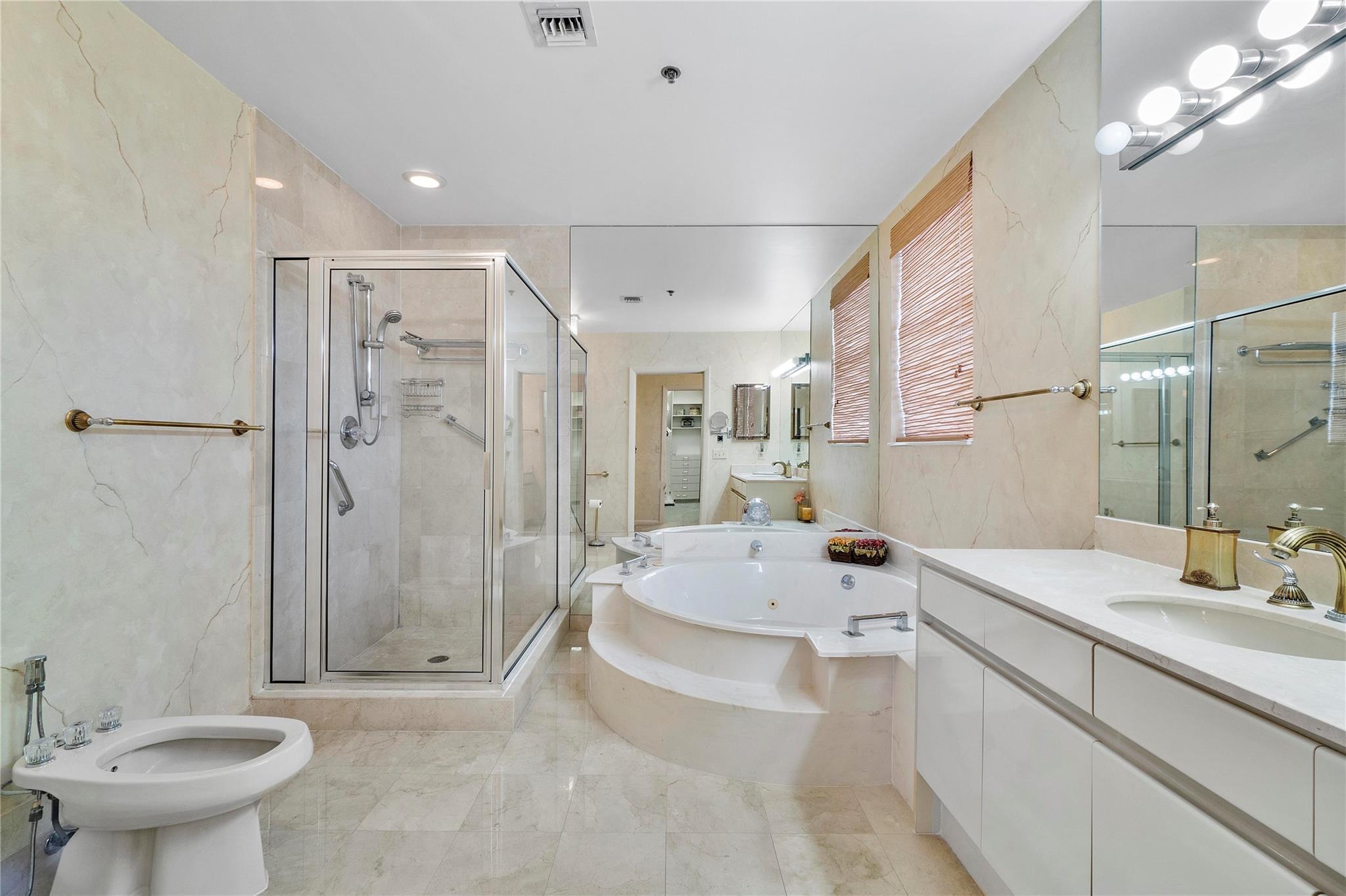 IMPERIALE ROYALE - Residential