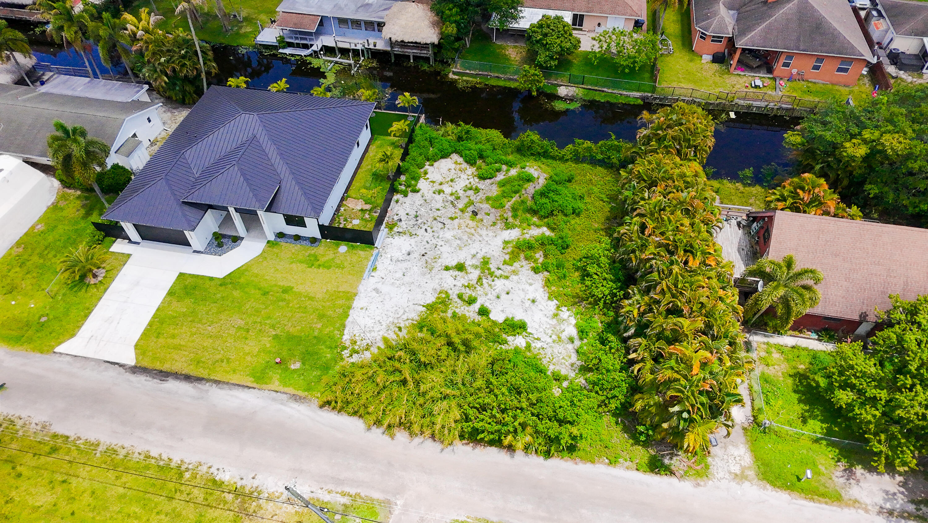 HYPOLUXO VILLAGE 2 - Residential