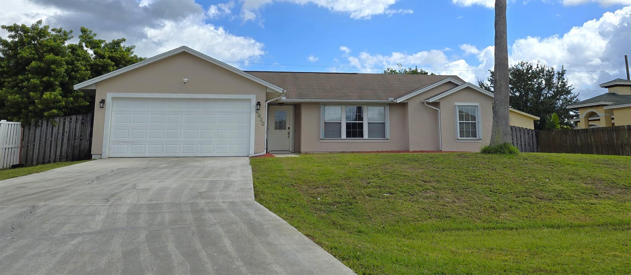 PORT ST LUCIE SECTION 15 - Residential