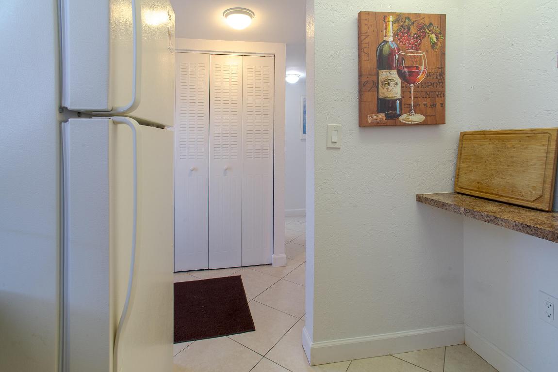 SUNRISE LAKES PHASE I - Residential