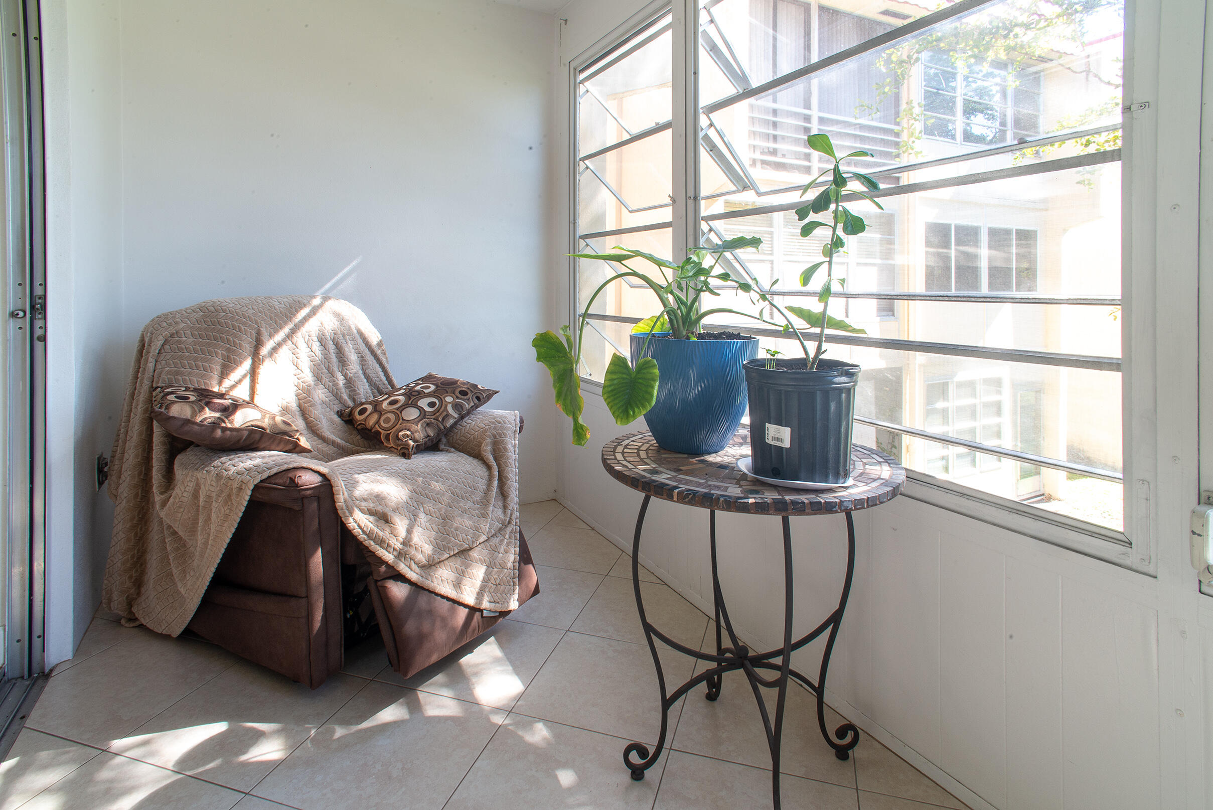 SUNRISE LAKES PHASE I - Residential