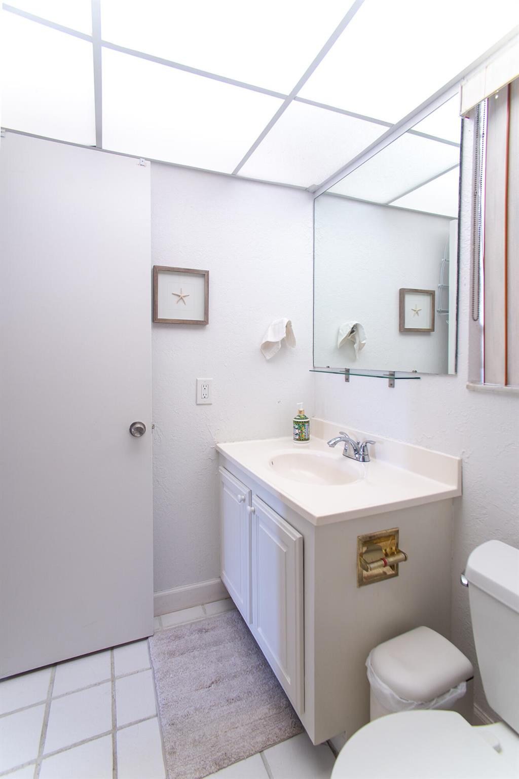 SUNRISE LAKES PHASE I - Residential