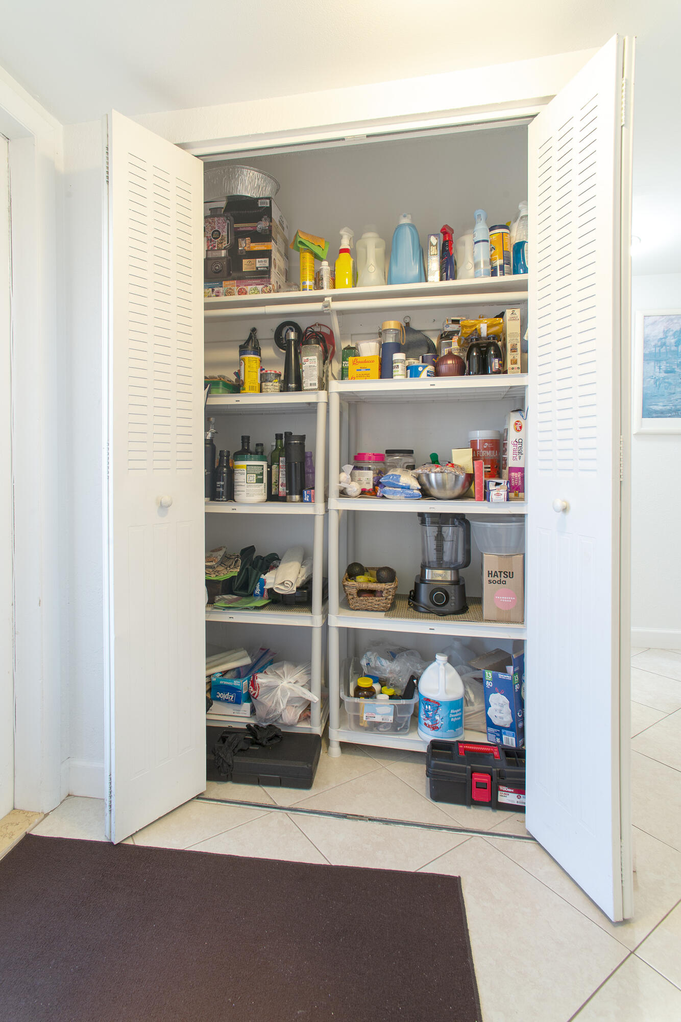 SUNRISE LAKES PHASE I - Residential