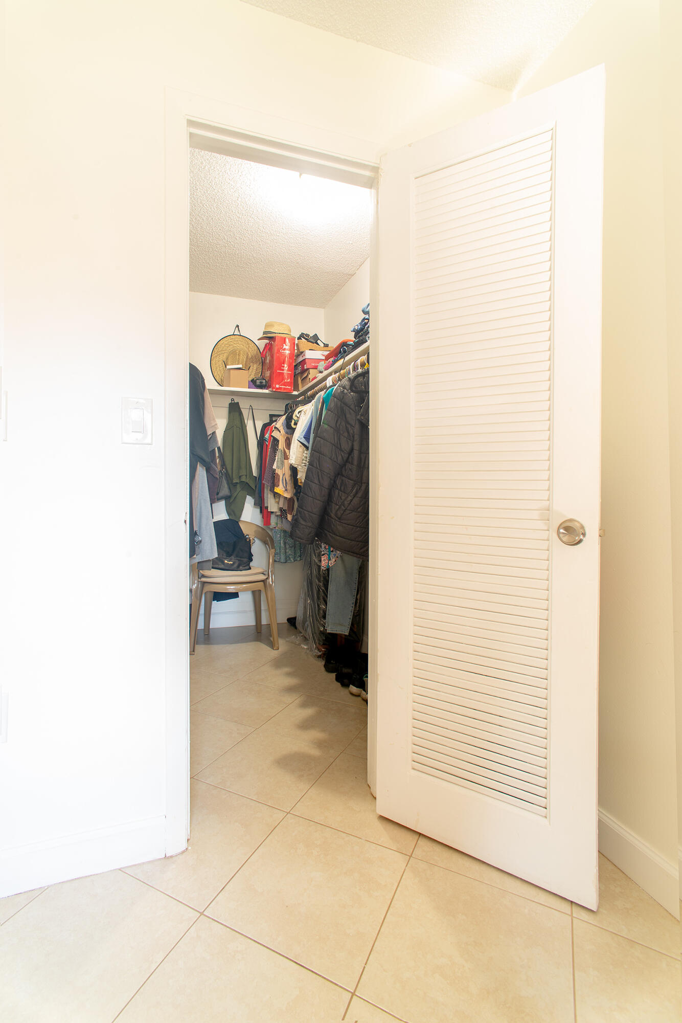 SUNRISE LAKES PHASE I - Residential