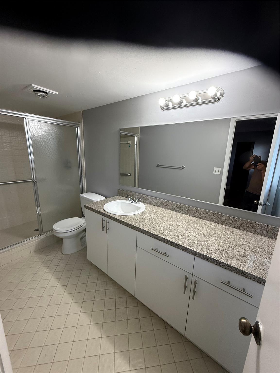Saxon Woods South Condo - Residential Lease