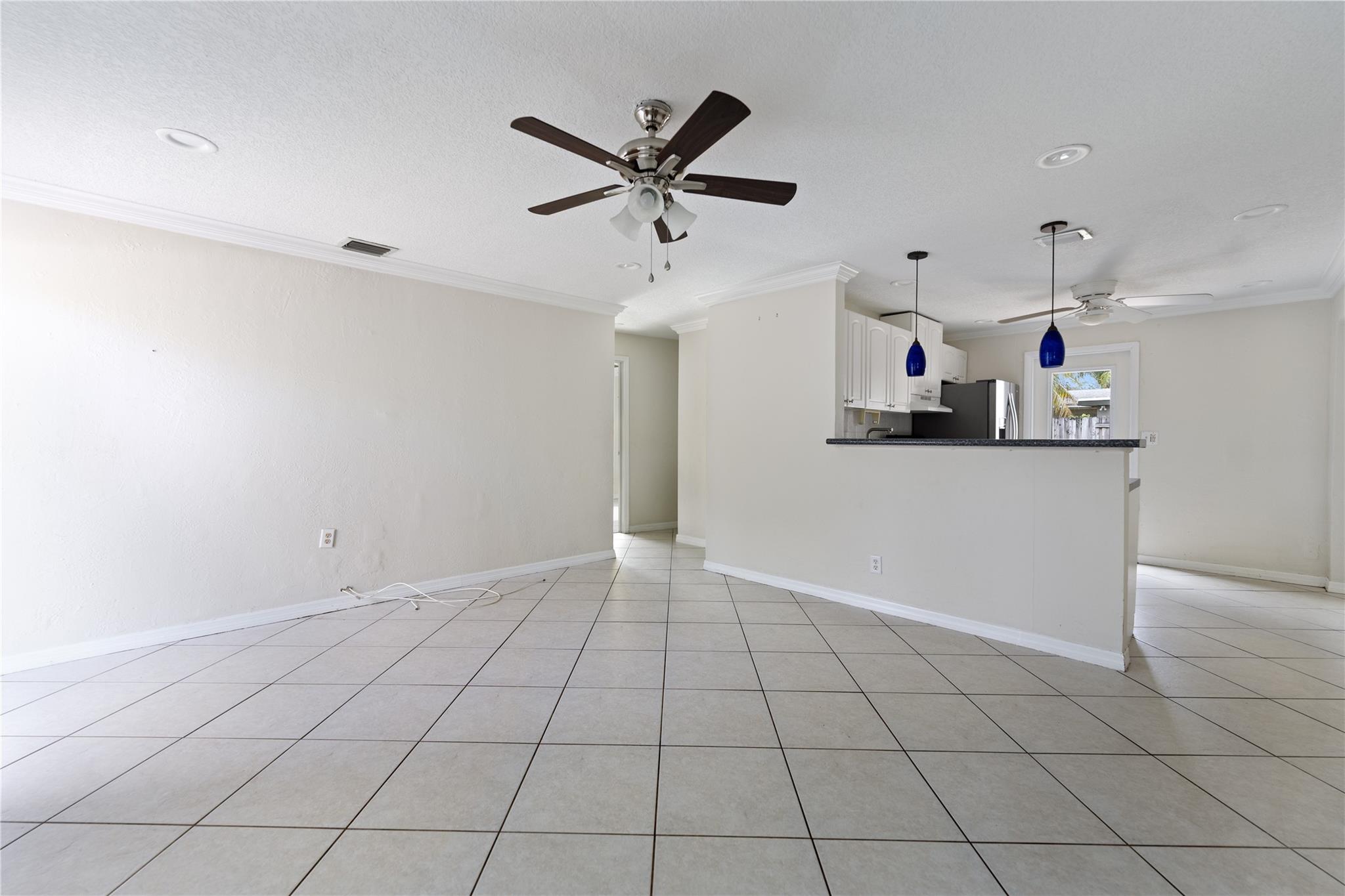 3031 NE 11th Ave