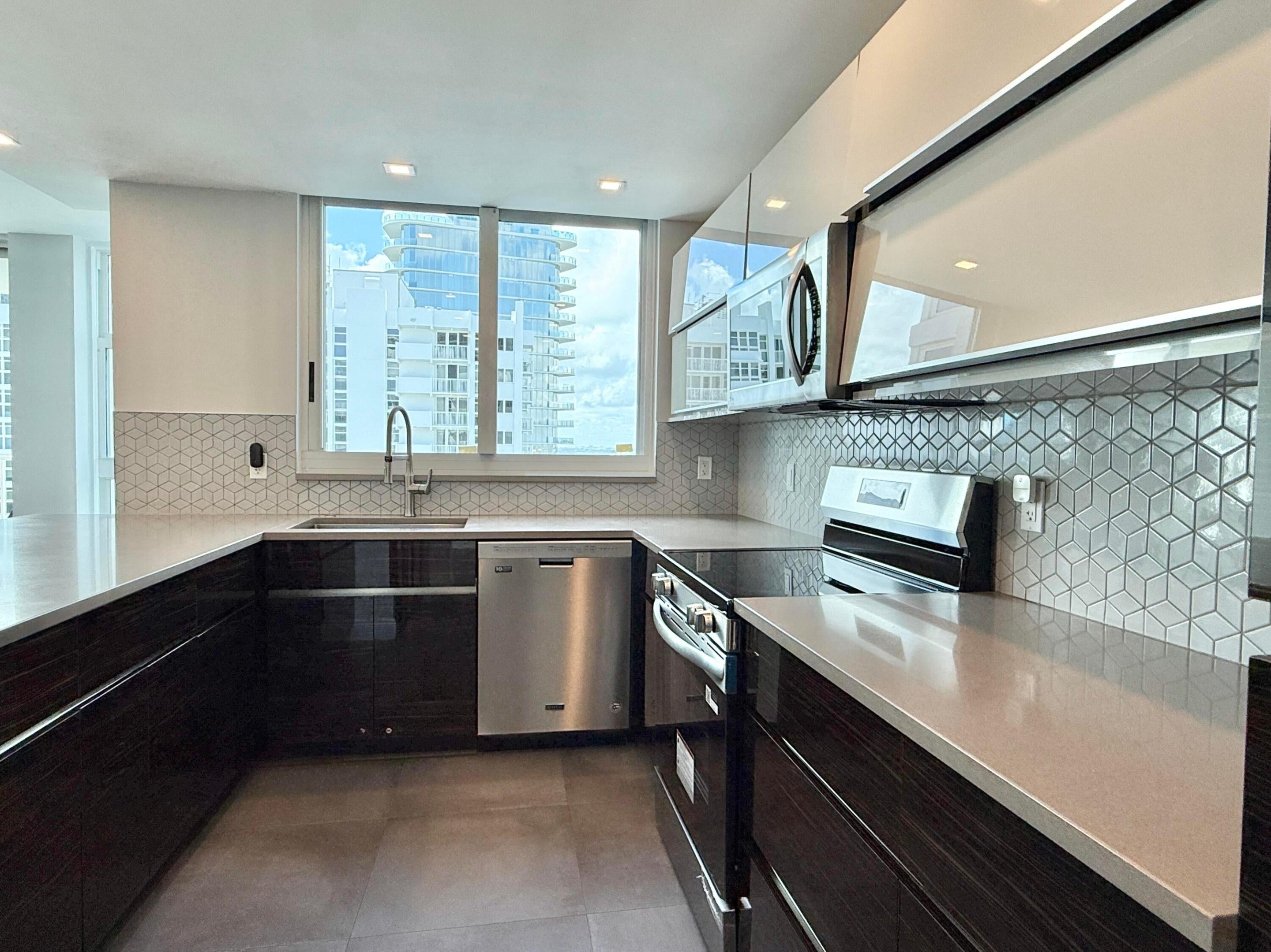 1360 S OCEAN Boulevard 2504