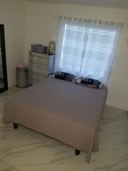 BAY REACH CONDO - Residential