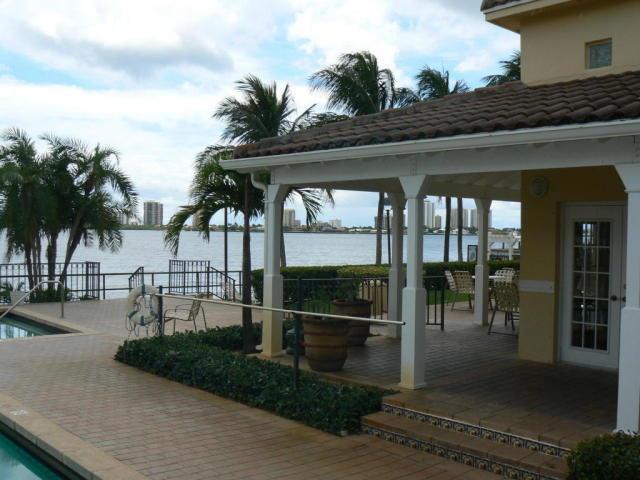 BAY REACH CONDO - Residential