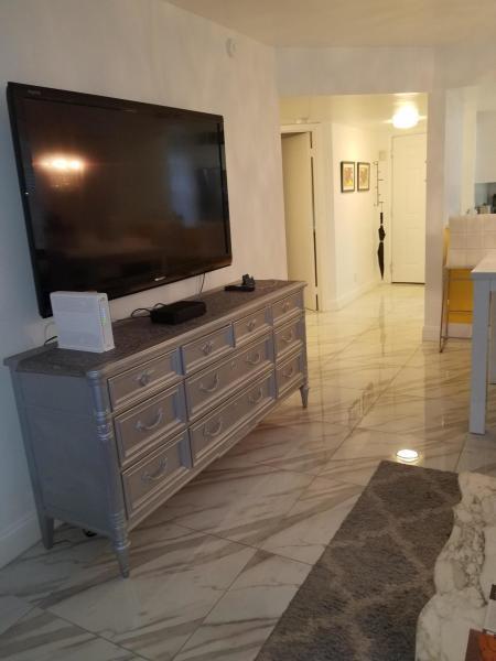 BAY REACH CONDO - Residential