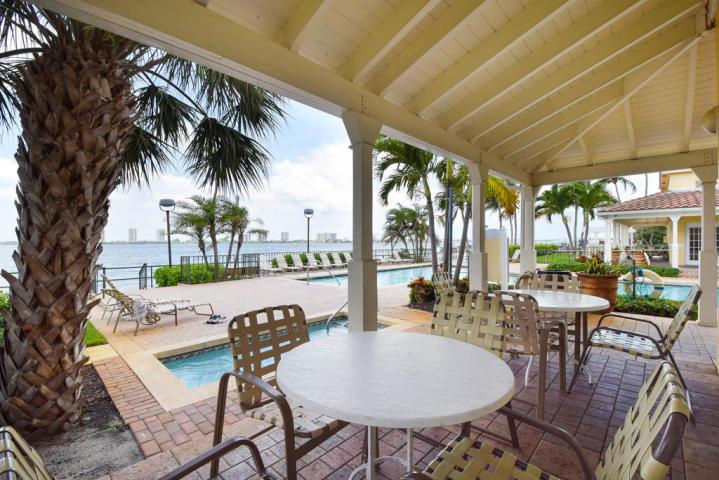 BAY REACH CONDO - Residential