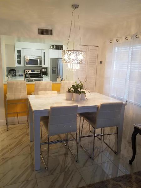 BAY REACH CONDO - Residential