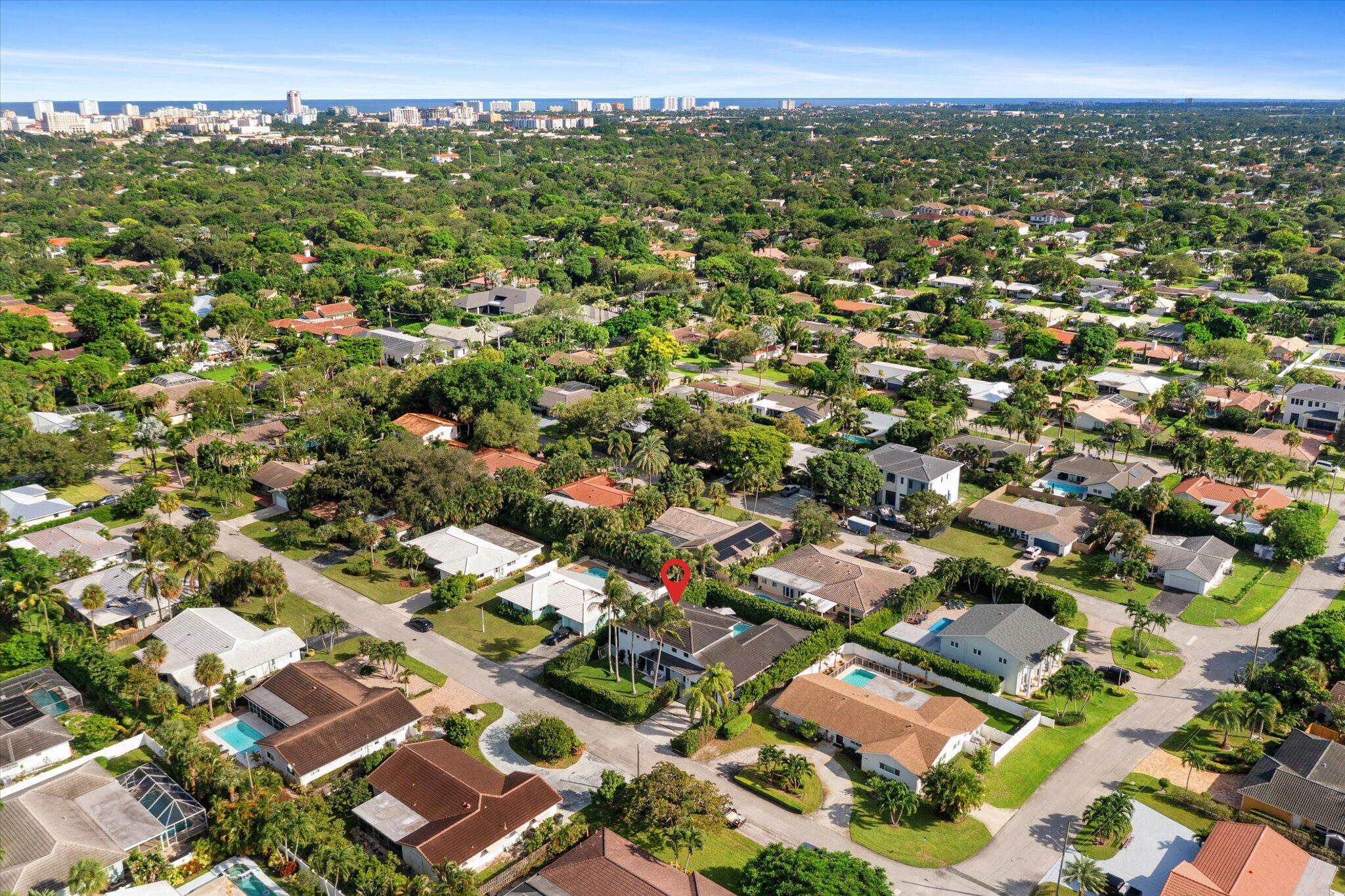 LAKE FLORESTA PARK - Residential