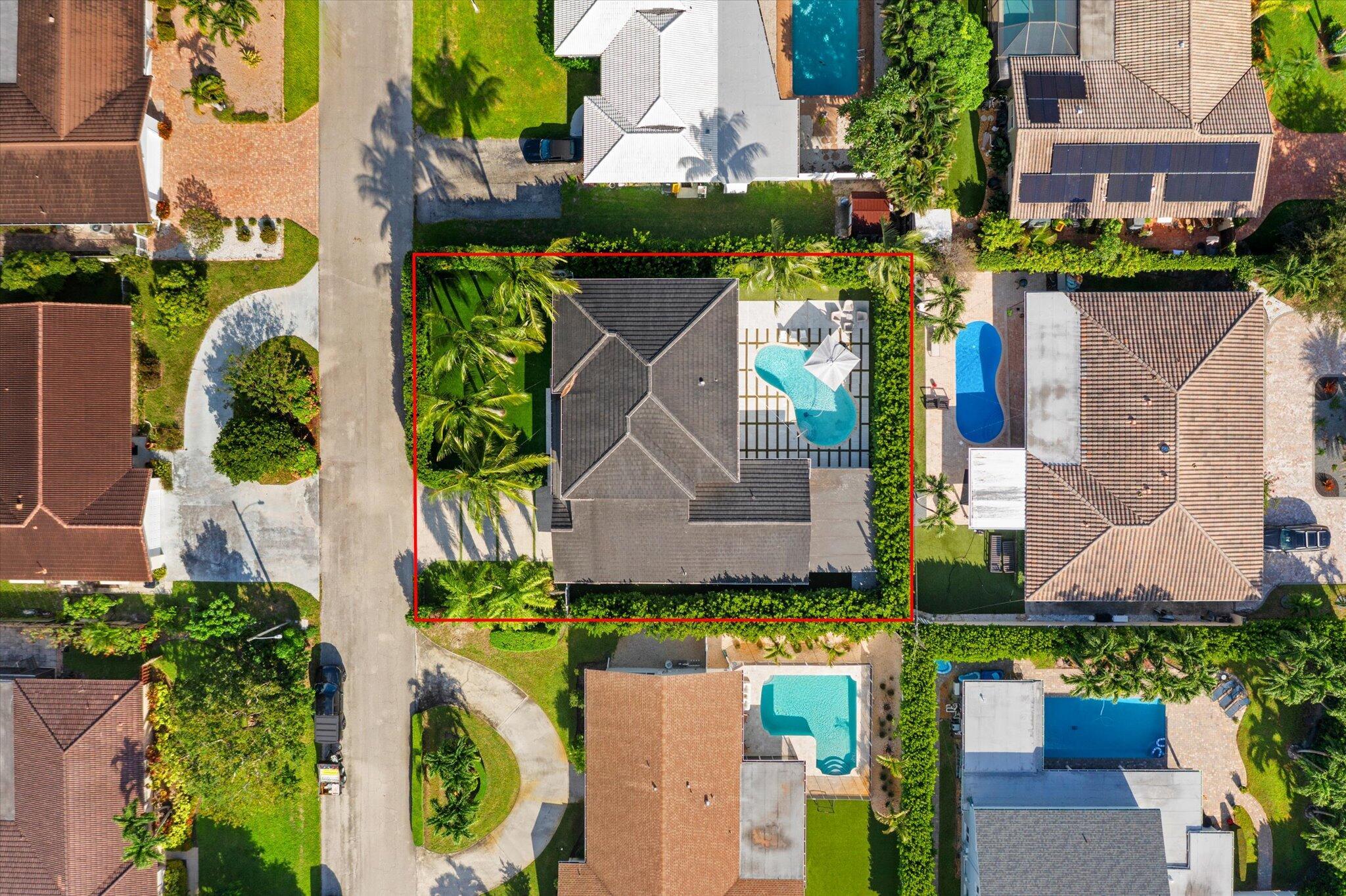 LAKE FLORESTA PARK - Residential