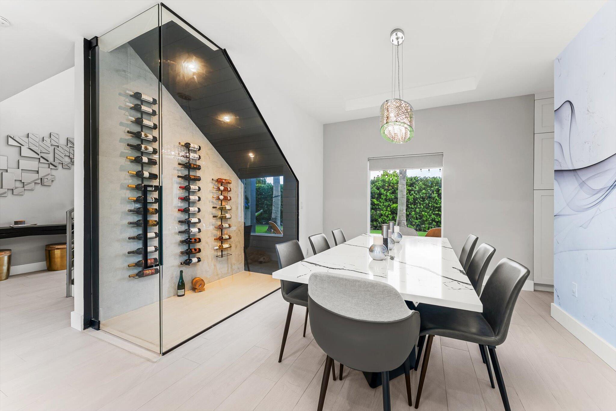 LAKE FLORESTA PARK - Residential