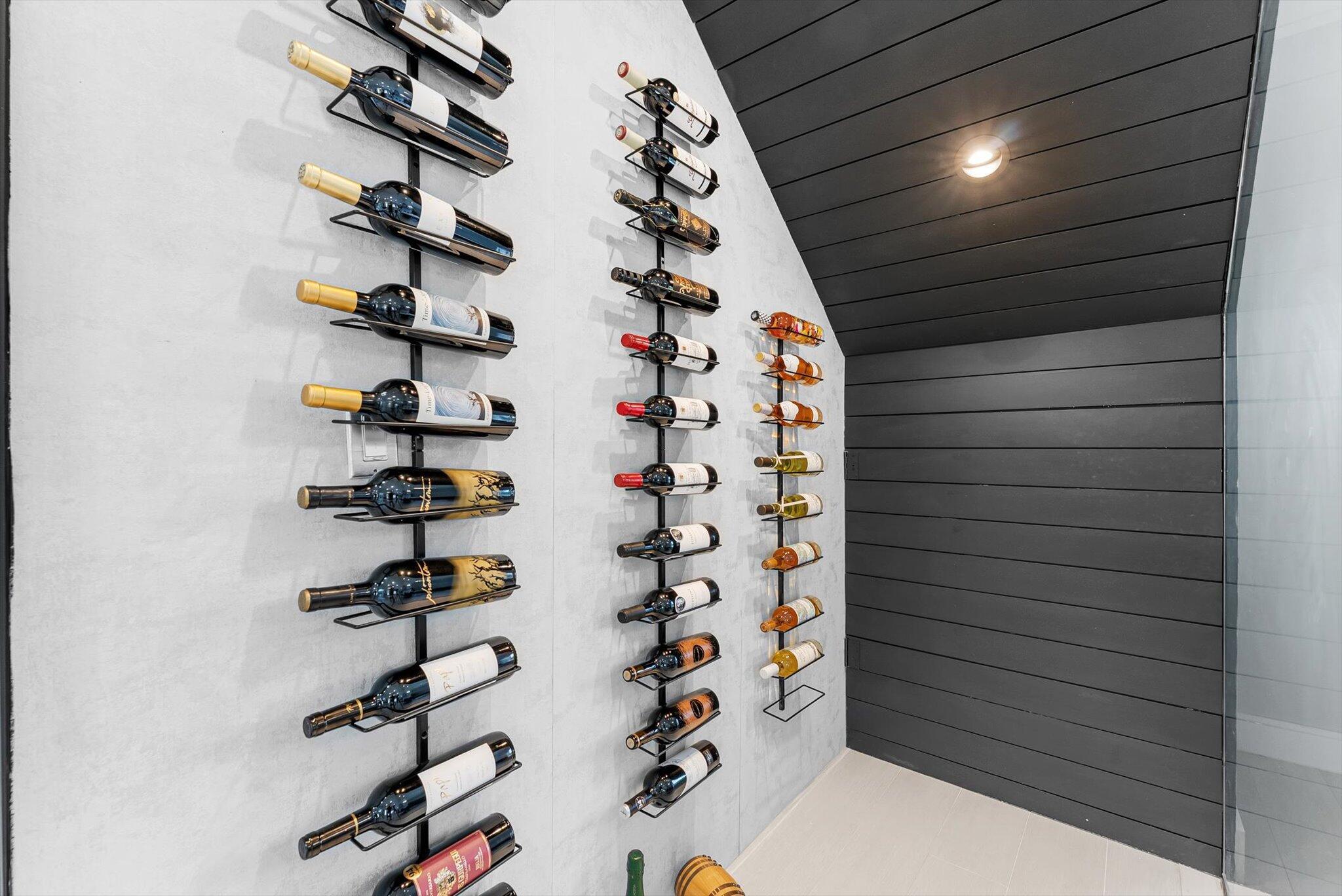 LAKE FLORESTA PARK - Residential