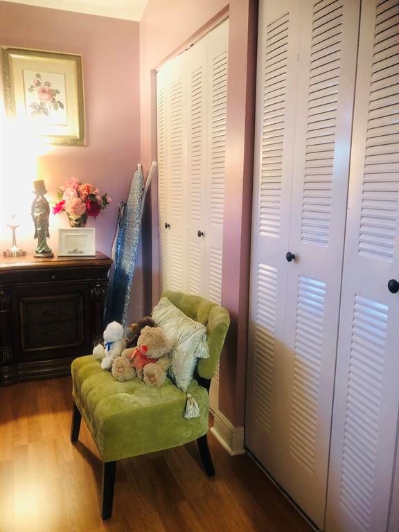 ARBOURS OF THE PALM BEACH - Residential